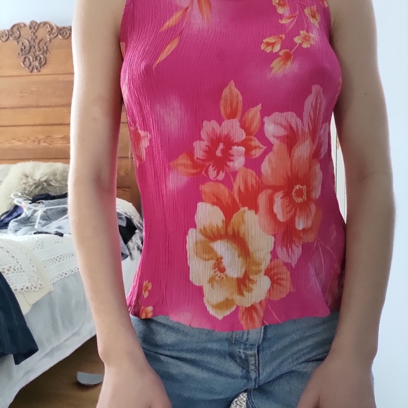pink silk top - Picture 4 of 4